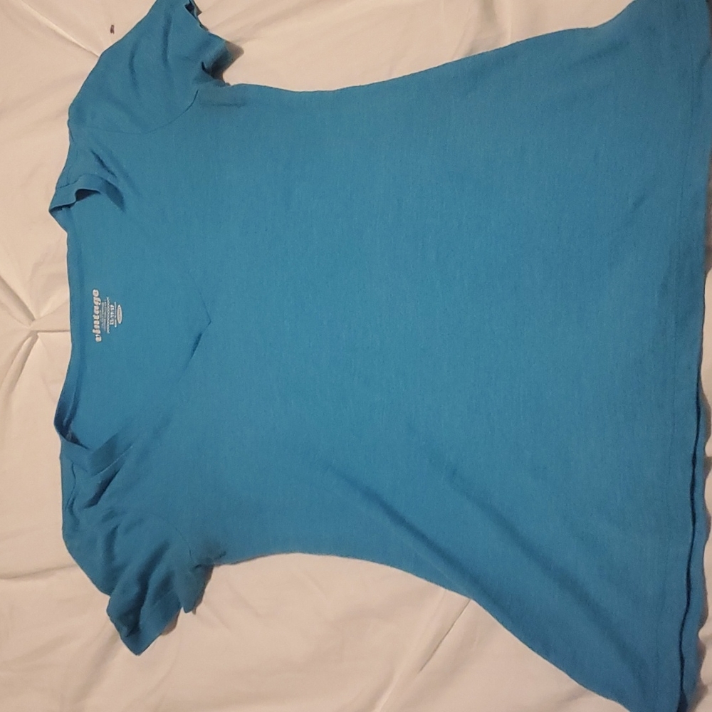 Shirt sleeve blue shirt